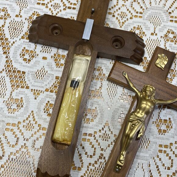Vtg Wood Cross Crucifix Holy Water Bottle Candles Catholic Religious - Picture 6 of 9